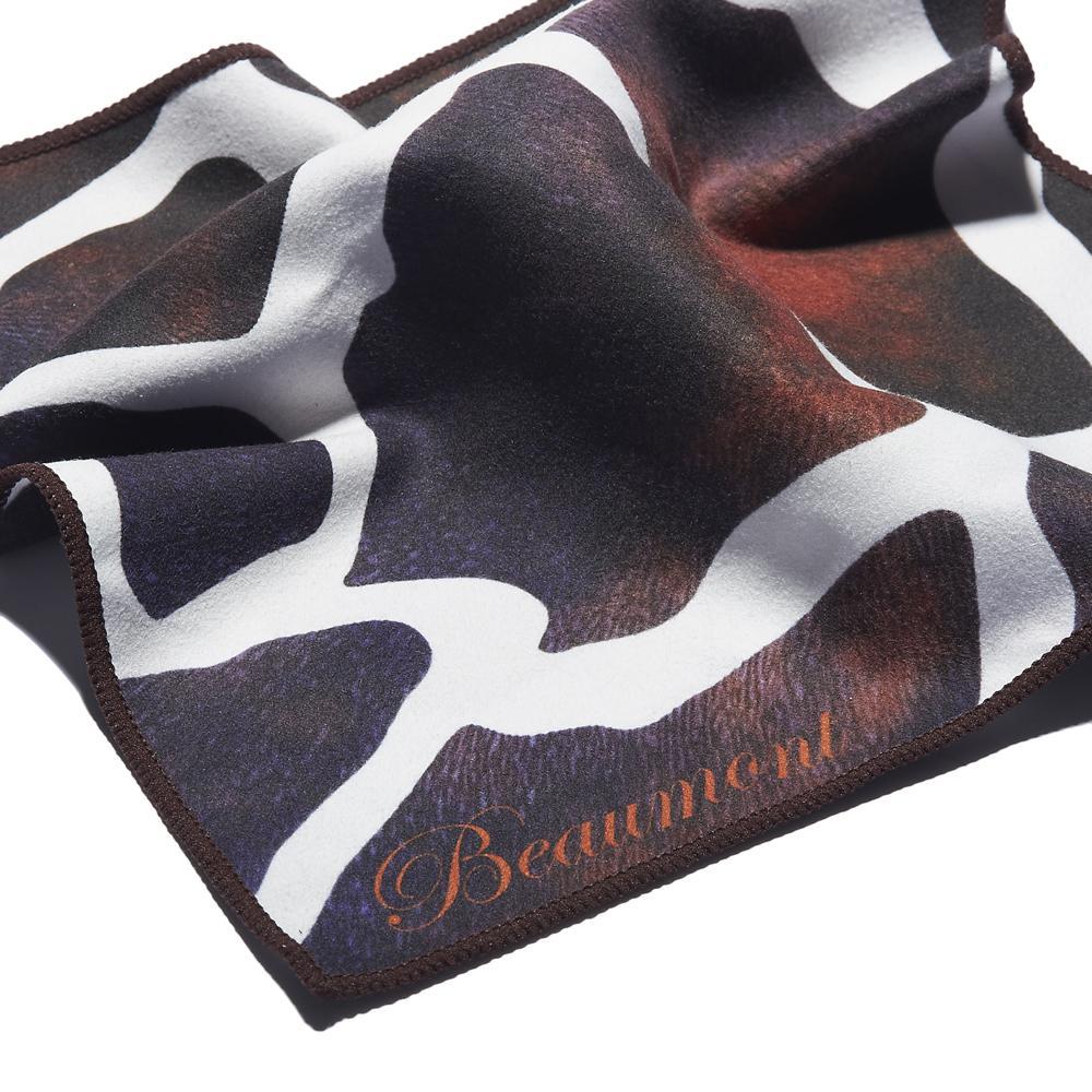 The Beaumont Small Microfiber Polishing Cloth - Giraffe