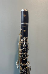 Consignment C Leblanc Opus Clarinet - close up on the upper half of the clarinet