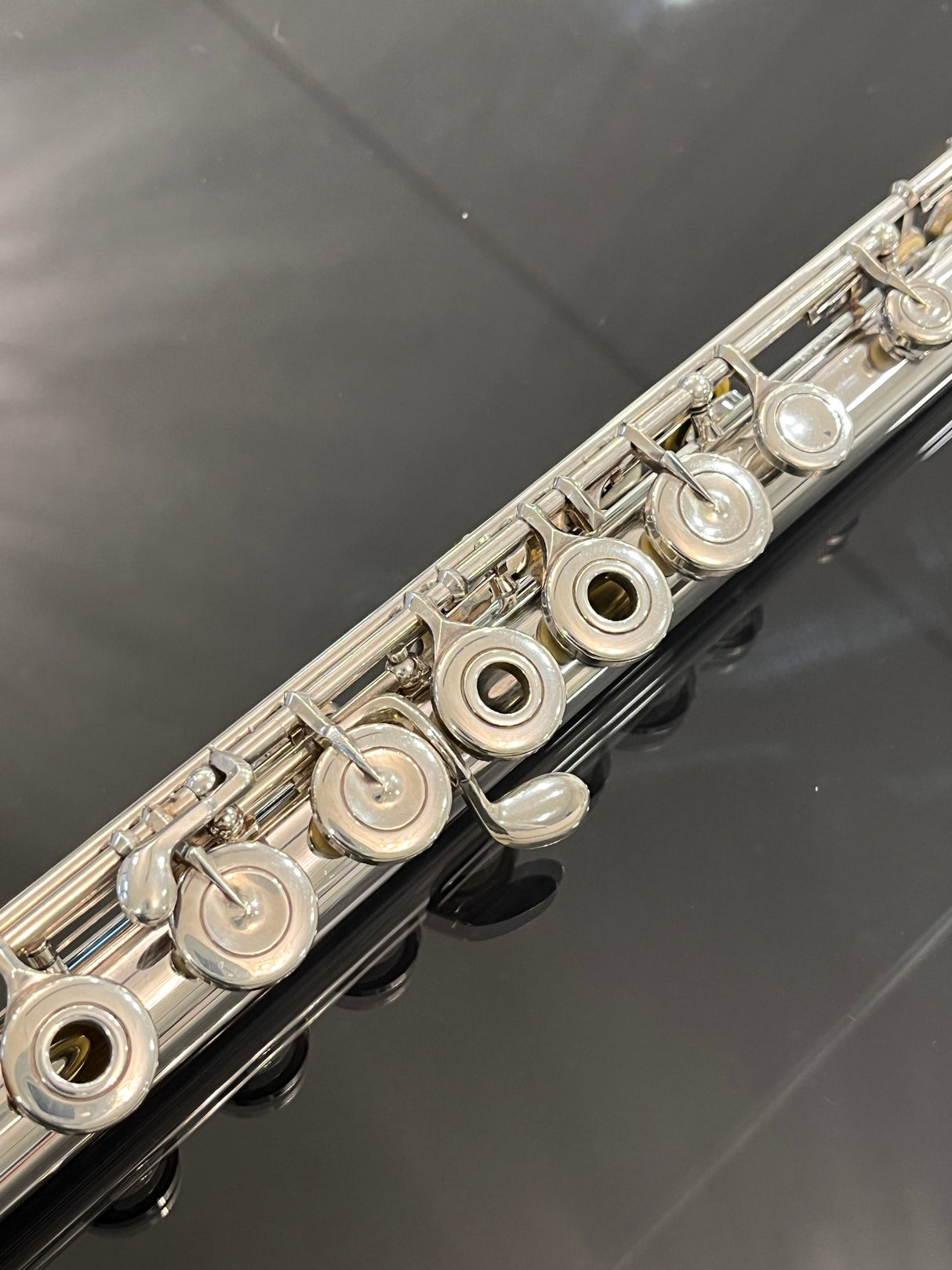 A Consignment Sankyo 601 Flute - keys on the middle joint