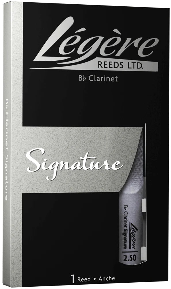 The Legere Signature Cut Synthetic Bb Clarinet reed in its packaging  