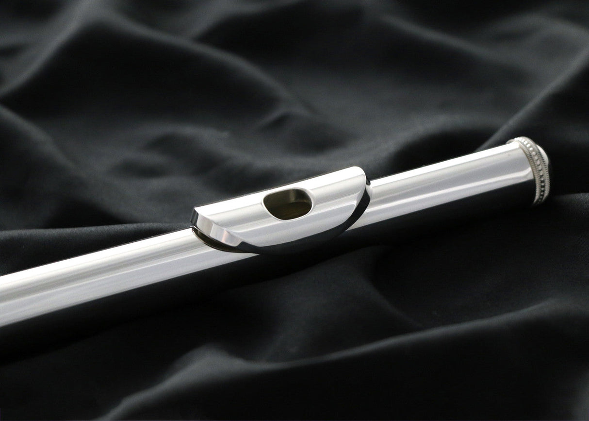 Close-up of lip plate on Muramatsu EX Flute