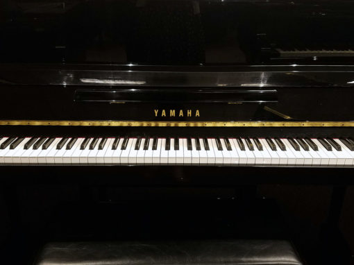 Used Yamaha T116 Ebony Polish Upright Piano